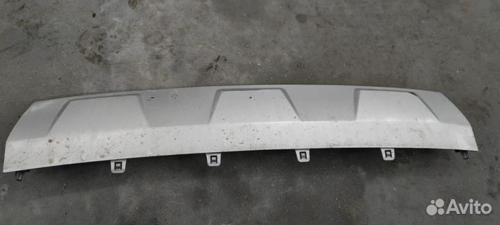 Накладка переднего бампера LADA Vesta cross нижняя