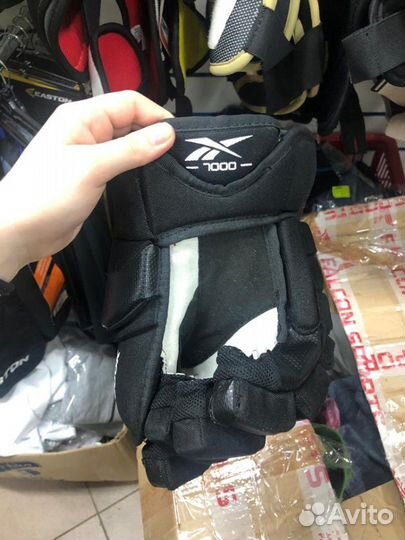 Хоккейный инвентарь