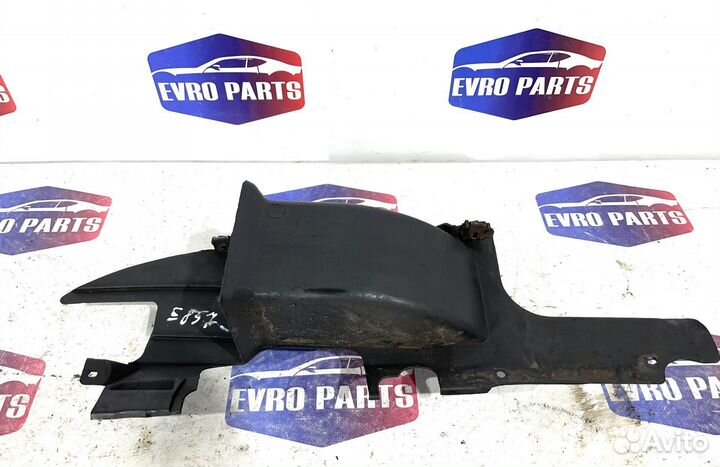 Воздуховод тормозного механизма BMW 5 E39 левый