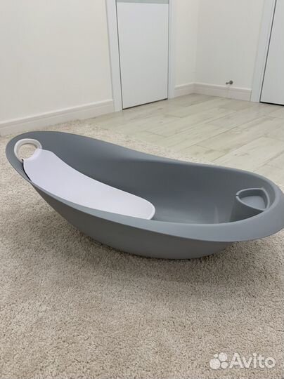 Ванночка для купания с горкой