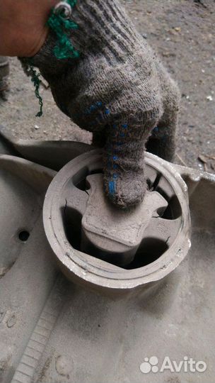 Подрамник передний Volkswagen Golf 5 хэтчбек 1.4