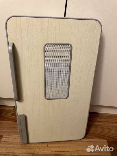 Столик для ноутбука в кровать