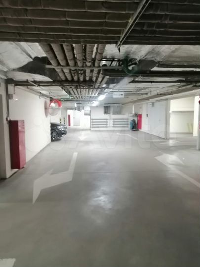 Машиноместо, 16 м²