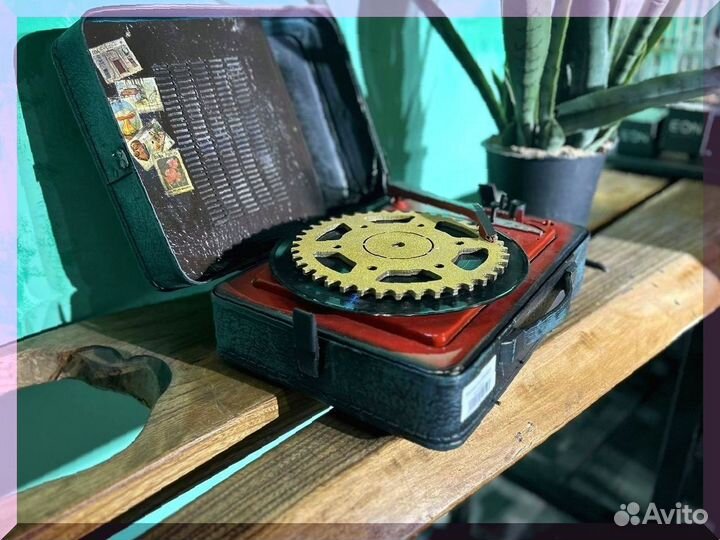 Виниловый проигрыватель декоративный