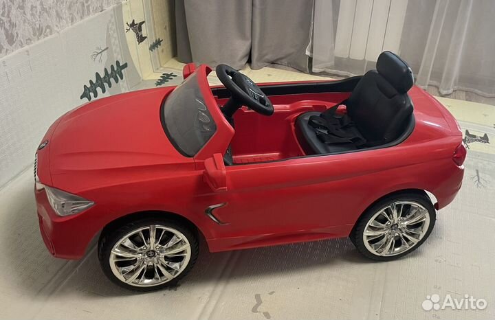 Детский электромобиль