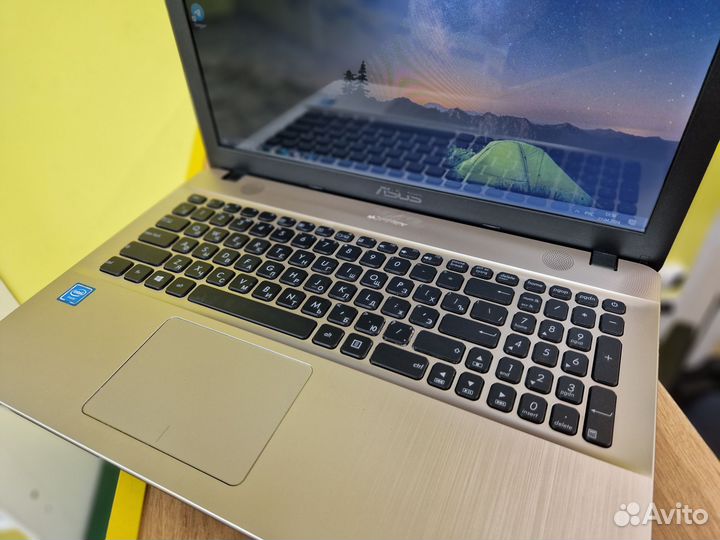 Ноутбук Asus D541S