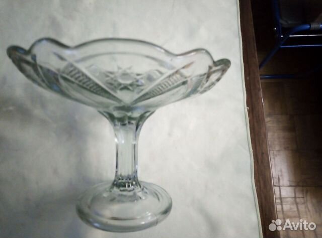 Фруктовница на ножке