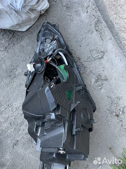 Левая фара Lexus rx 200