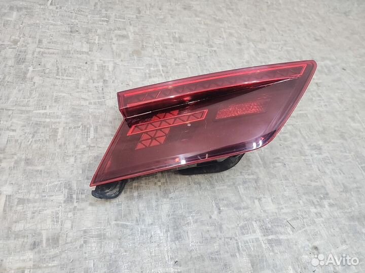 Фонарь задний левый Volkswagen Tiguan c 2016