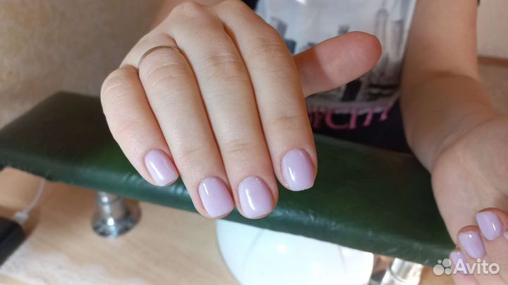 Услуги маникюра в студии
