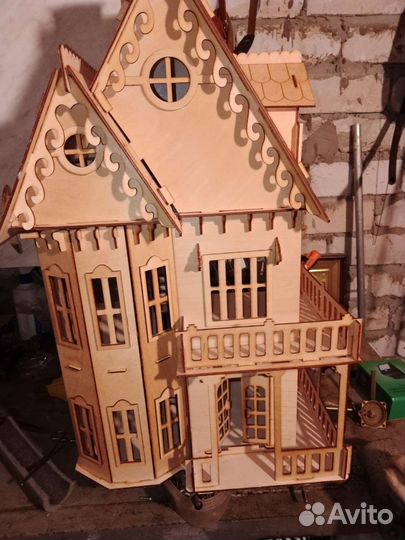 Домик кукольный