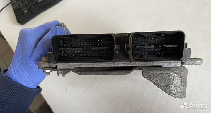 Блок управления двигателем 1.5 Mitsubishi Lancer 1