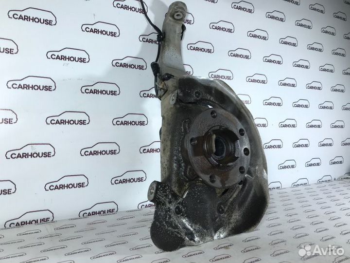 Кулак поворотный передний правый Volkswagen