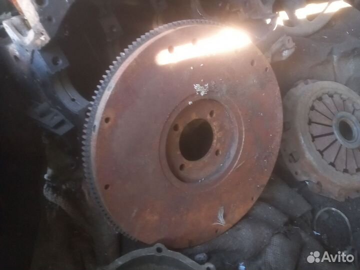 Новый маховик на газон