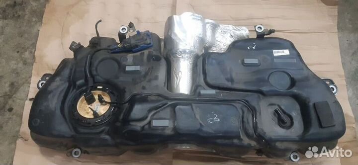 Volvo XC60 2018- топливный бак дизель 71L