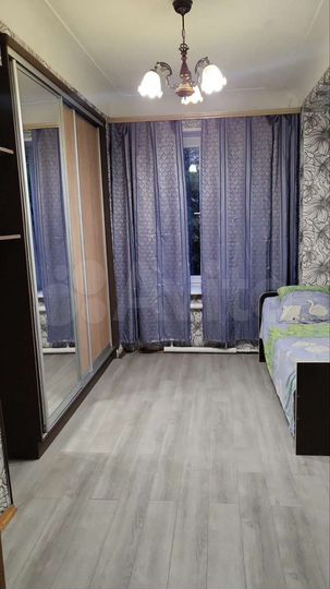 Комната 9,5 м² в 4-к., 2/4 эт.