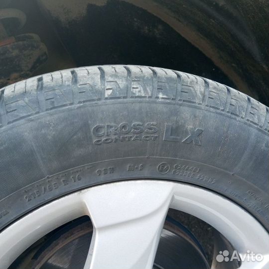 Continental CrossContact LX 215/65 R16