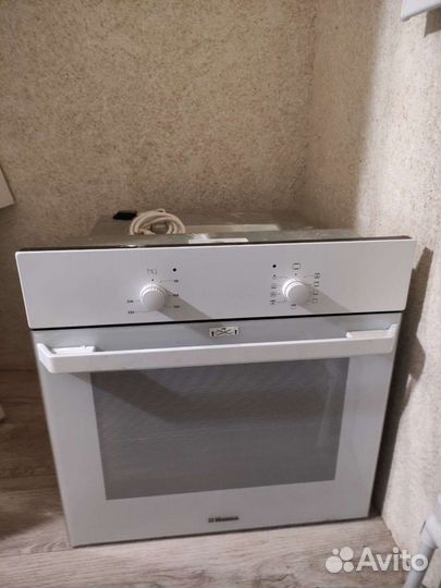 Духовой шкаф Hansa