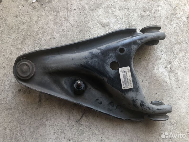 Рычаг передний правый Ниссан Альмера G15