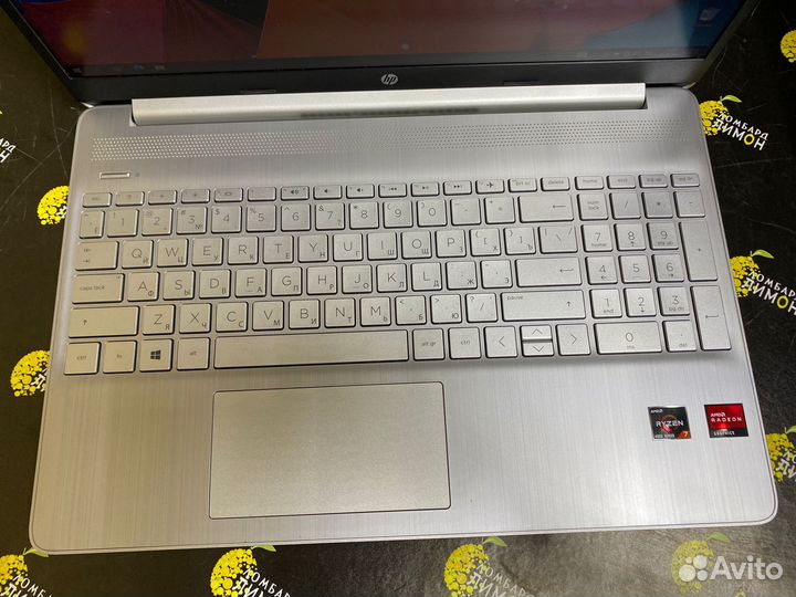 Hp AMD Ryzen 7/SSD256/8GB/amdradeongraphics