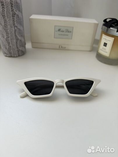 Солнцезащитные очки