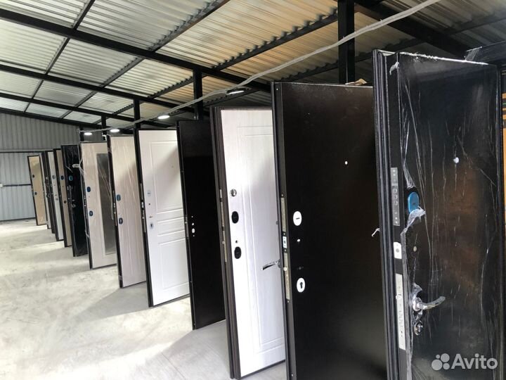 Двери входные металлические