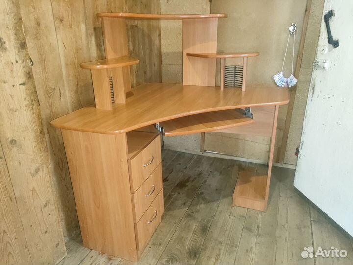 Компьютерный стол бу