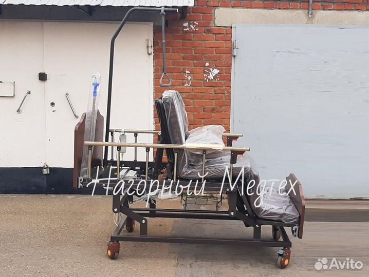 Медицинская кровать для лежачих больных Met Realta