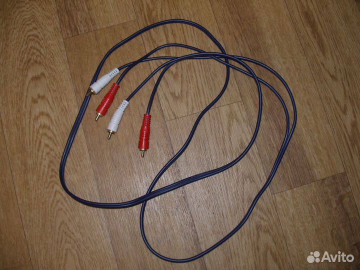 Шнур аудио-видео на два тюльпана 1.8 метра