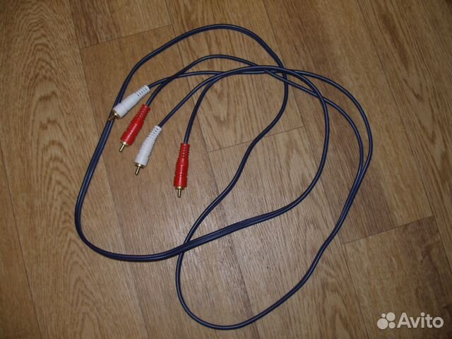 Шнур аудио-видео на два тюльпана 1.8 метра
