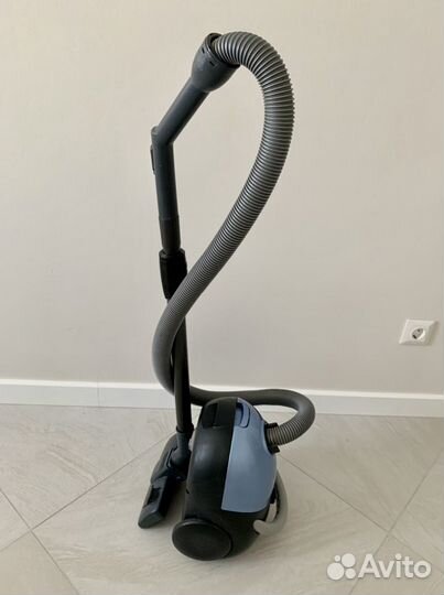 Пылесос Samsung Easy 1500W