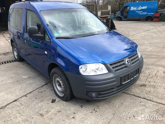 Разбор на запчасти Volkswagen Caddy 2004-2010