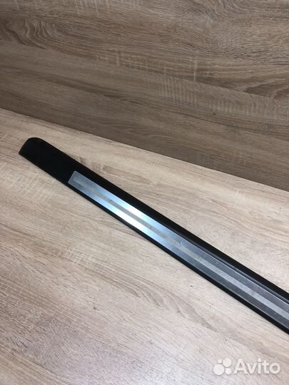 Накладка передняя правая внутренняя Audi A8 D3