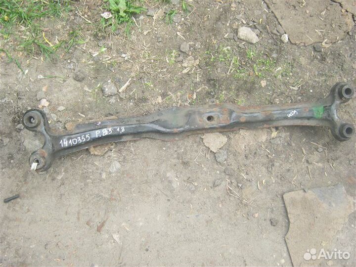 Балка передняя поперечная Volkswagen Passat B3 198