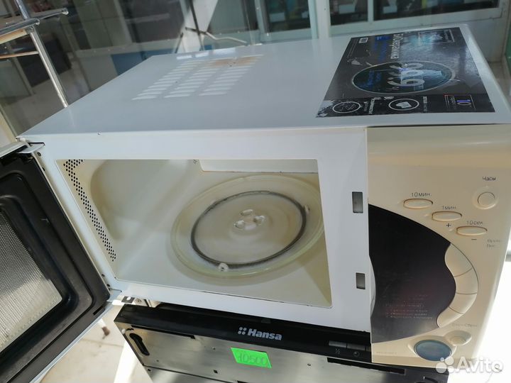 Продам микроволновую печь LG гарантия