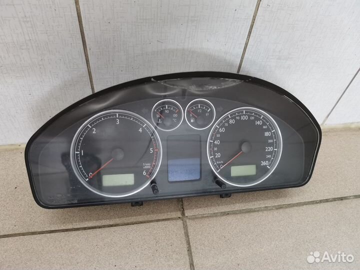 Панель приборов VW Sharan 1,9TDI 7M3920820H