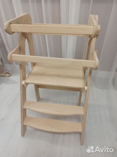 Башня помощника монтессори