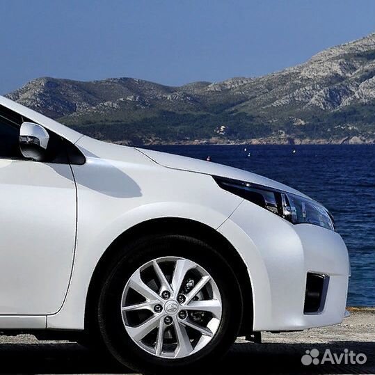 Крыло переднее правое в цвет Toyota Corolla E180