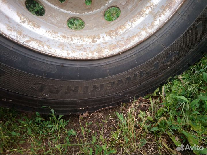 Колесо powertrac 11R22,5