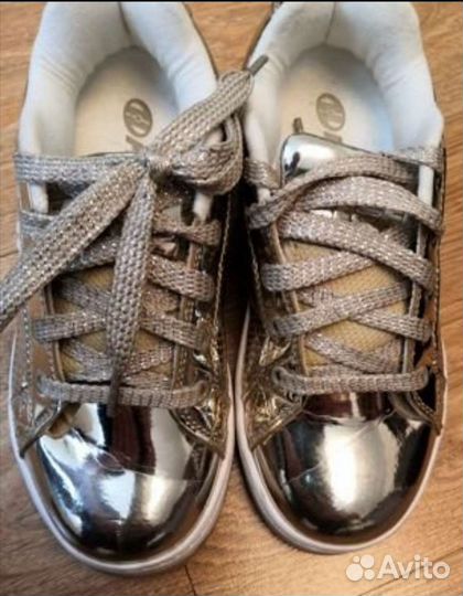 Кроссовки роликовые heelys