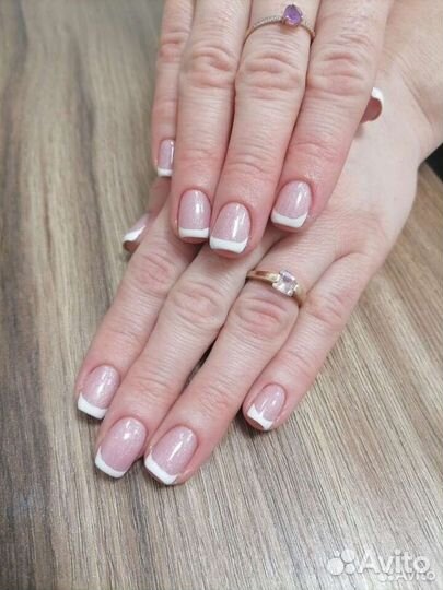 Маникюр и педикюр