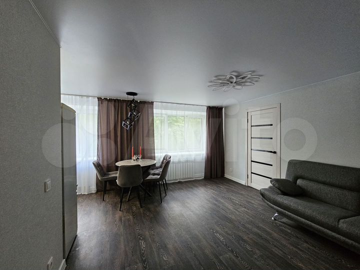 2-к. квартира, 50 м², 2/5 эт.