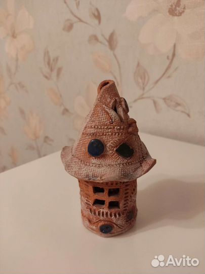 Подсвечник глиняный домик