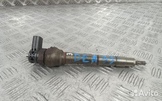 Форсунка дизельная audi A4 B8 (DEA33AL03)
