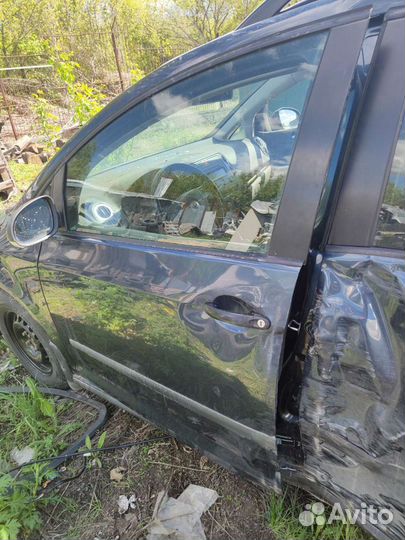 Дверь передняя левая Volkswagen Golf Plus