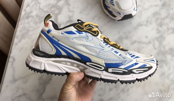 Off - White Be Right Back New York