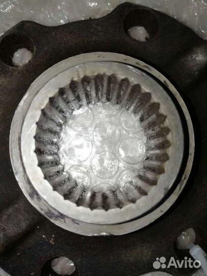 Фланец крышка ступицы toyota land cruiser 100