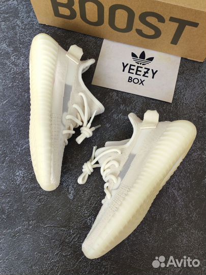 Кроссовки Yeezy