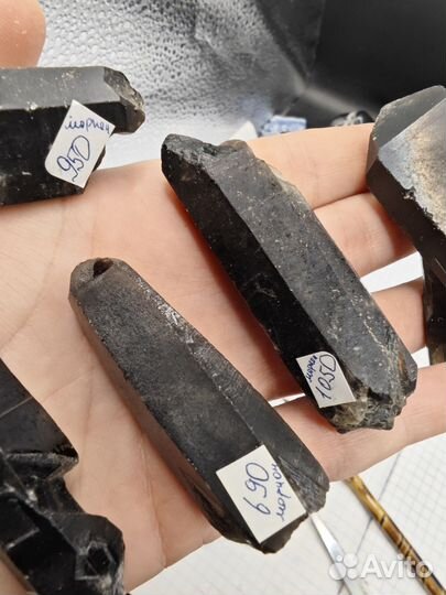 Морион кристалл чёрный кварц