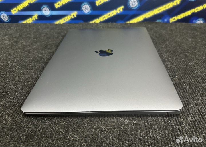 Apple MacBook Air 13 (A2337, M1, 8/256gb) 2020